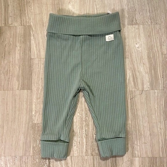 H&M light green adjustable fit long sleeve bodysuit set - Picture 6 of 9